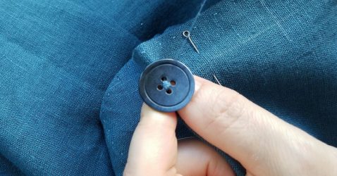 How to sew a button – common and original ways
